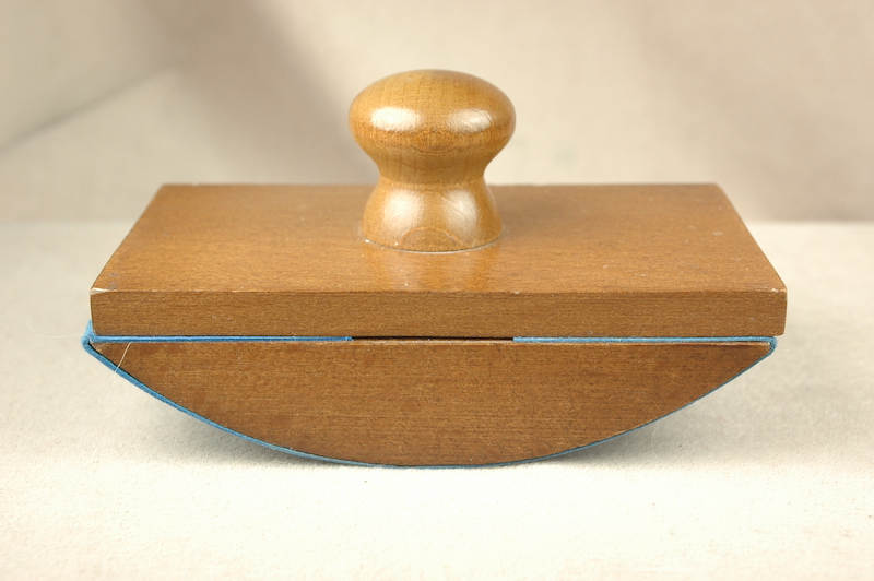 Inkwells and Blotters: 6063: Wooden: Blotter